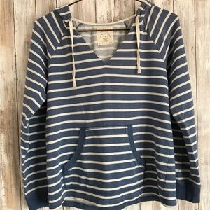 Anthropologie ALLIHOP Blue & White Stripe Pullover
Size Large
